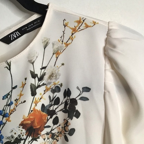 Zara Classy Women’s Top Long Sleeves with a bow and Flowers in the Front US M - Picture 7 of 16